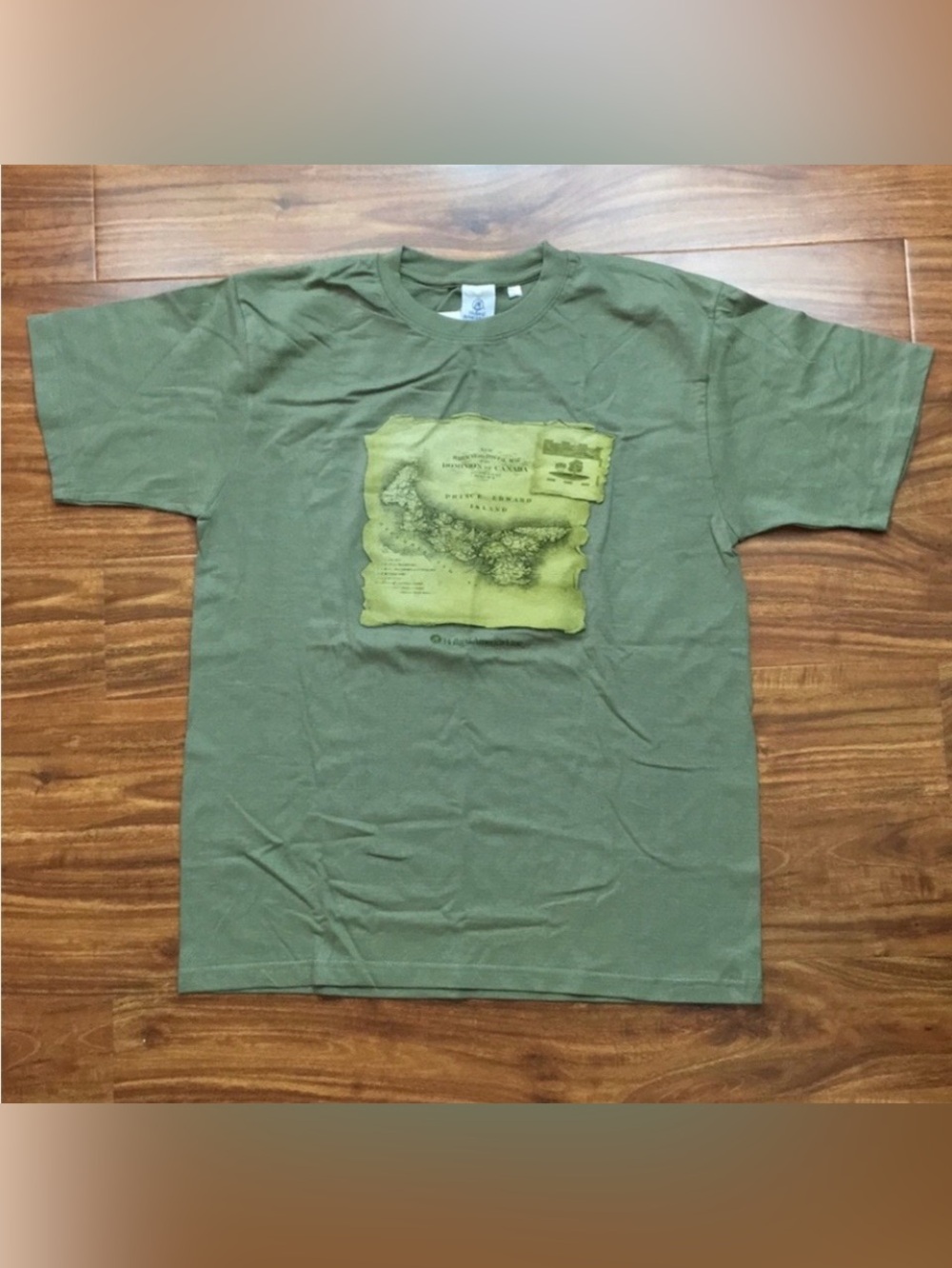 NWT New Vintage Womens Olive Holland America Prince Edward Island T-Shirt Size L